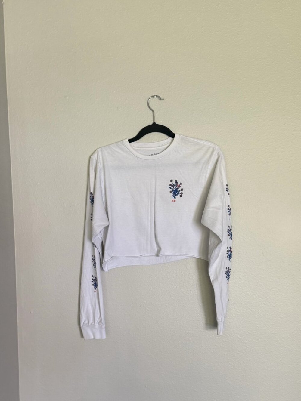 Never Made Cropped Graphic Long Sleeve Streetwear Floral Boxy Tee Small